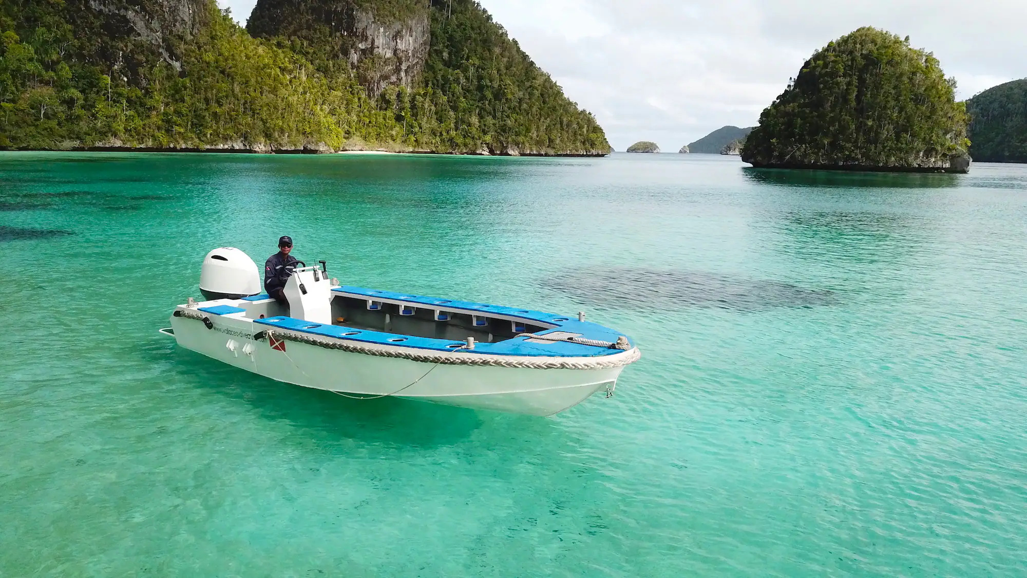 Dinghy Ambai in Raja Ampat